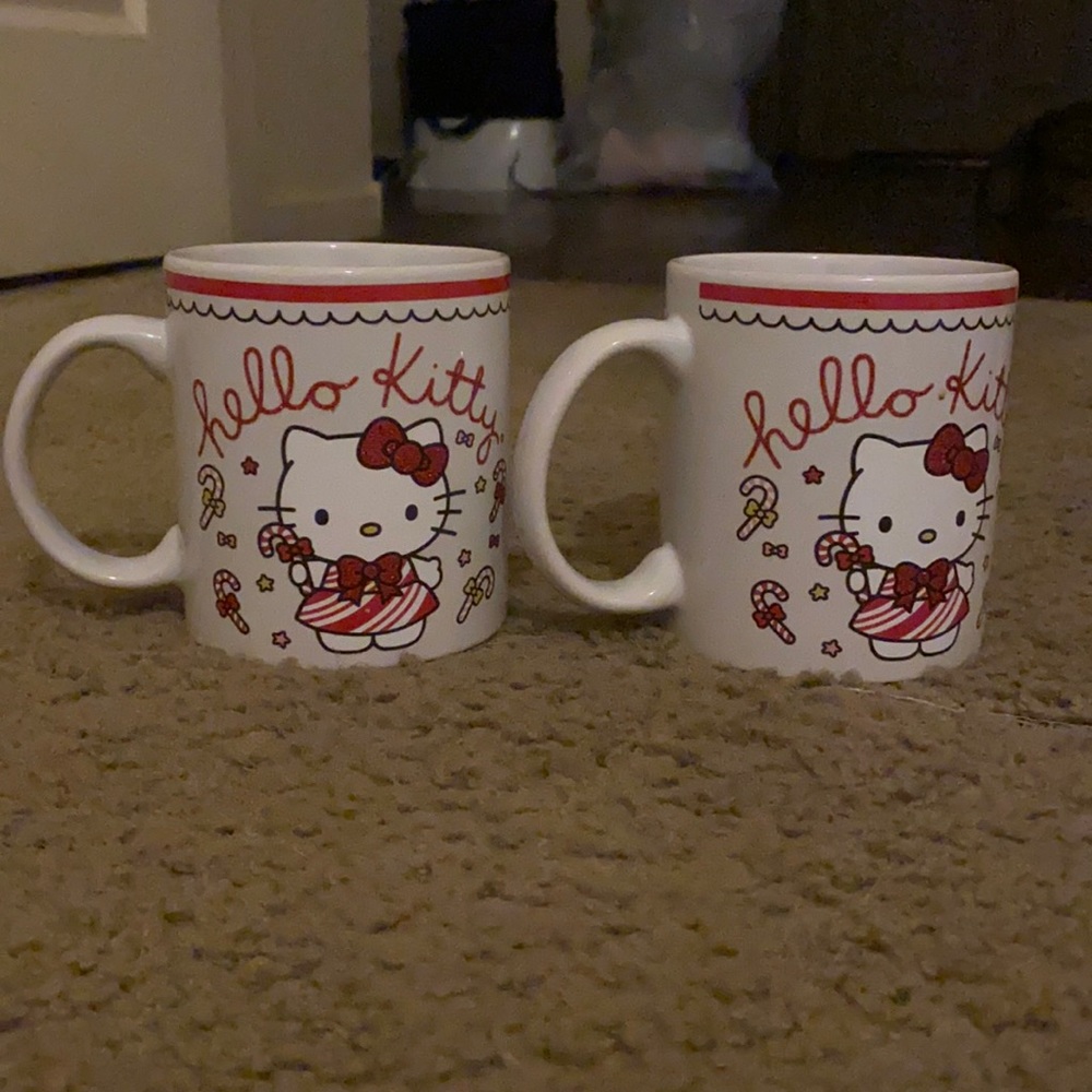 Hello kitty Christmas mugs 2